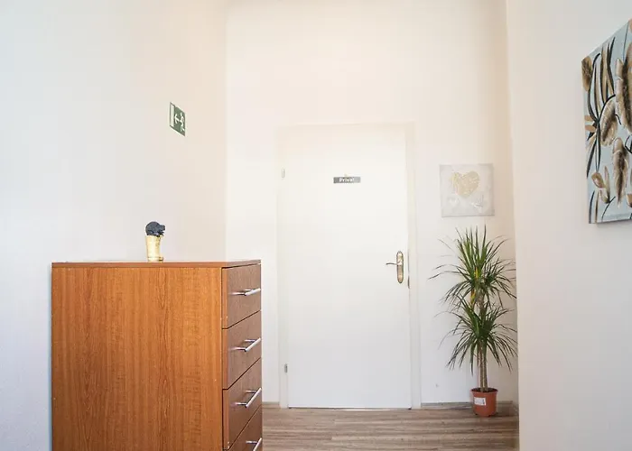 Spacious * Viena