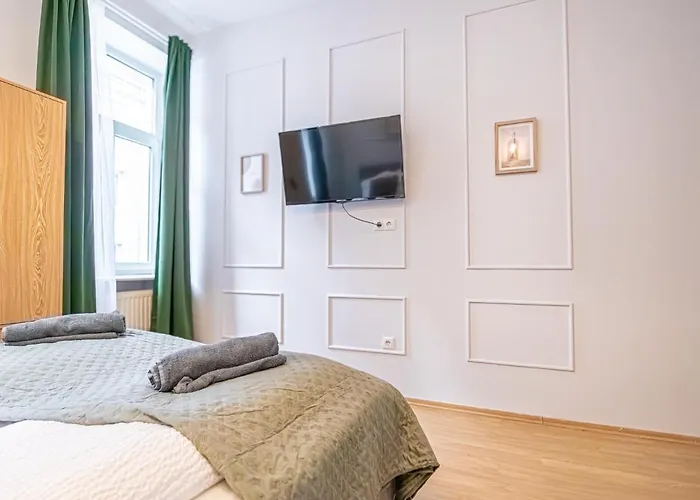 Spacious * Viena